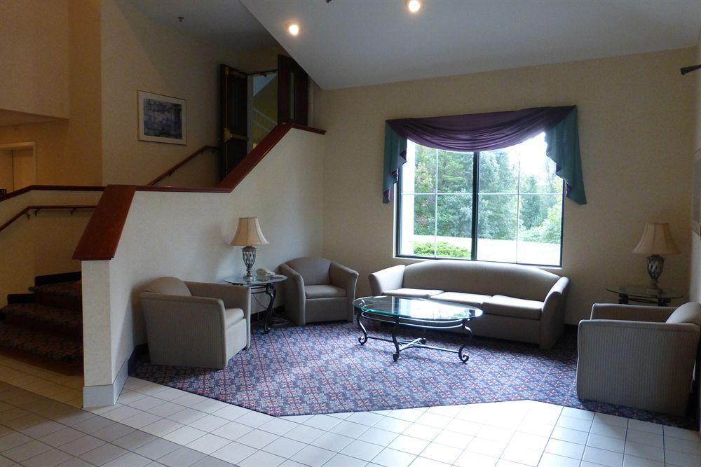 Chesapeake Inn And Suites Lexington Park Patuxent River Naval Air Station Kalifornien Exteriör bild