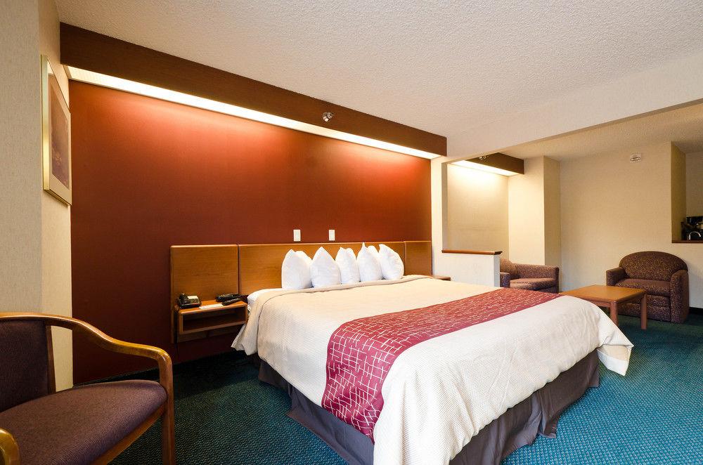 Chesapeake Inn And Suites Lexington Park Patuxent River Naval Air Station Kalifornien Exteriör bild