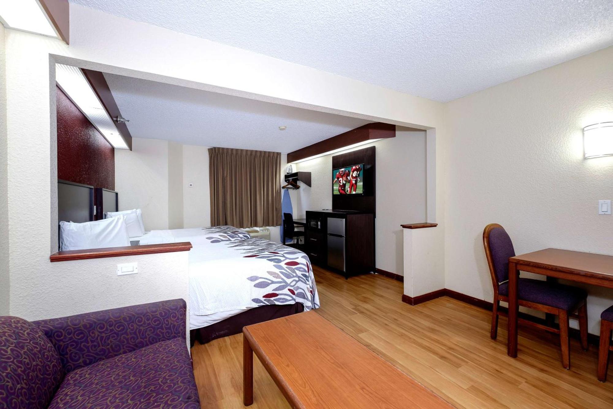 Chesapeake Inn And Suites Lexington Park Patuxent River Naval Air Station Kalifornien Exteriör bild