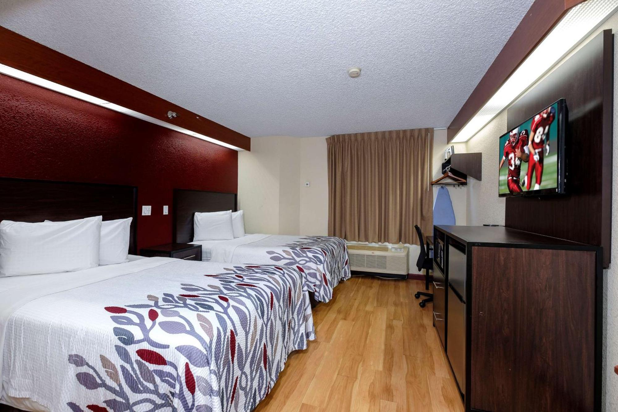 Chesapeake Inn And Suites Lexington Park Patuxent River Naval Air Station Kalifornien Exteriör bild